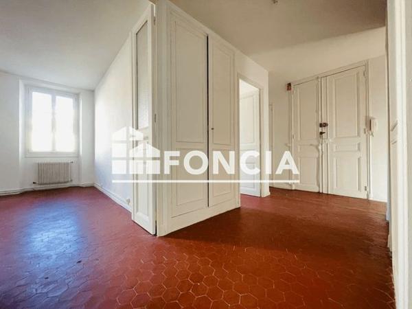 Location Appartement 4 pièces 108.13 m² - 6 RUE GIMELLI Toulon 83000