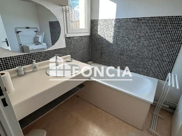 Location Appartement 2 pièces 47.05 m² - 20 BIS BOULEVARD LIMBERT Avignon 84000