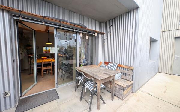 Appartement à vendre    4 pièces • 95,82 m2 Bordeaux