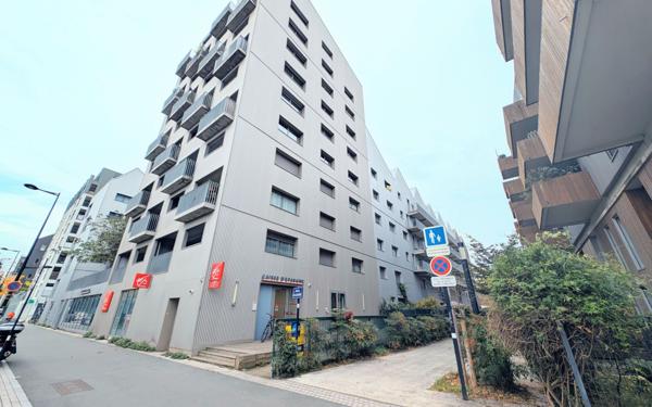 Appartement à vendre    4 pièces • 95,82 m2 Bordeaux
