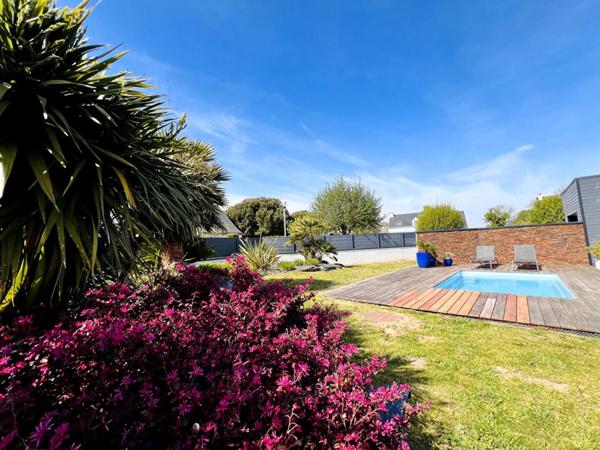 Belle contemporaine- piscine- 196 m2- 3 suites,1ch- Bureau