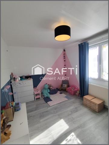 Maison familiale avec terrain !