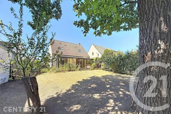 Maison à vendre  7 pièces - 110,47 m 2   CHAMPS SUR MARNE  - 77