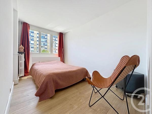 Appartement F3 à vendre  3 pièces - 54,82 m 2   PARIS  - 75020