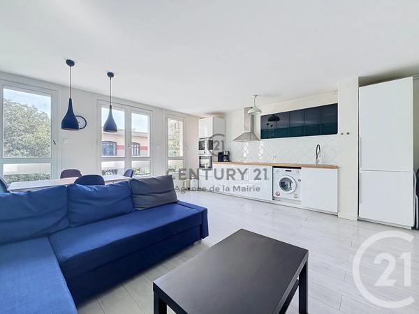 Appartement F3 à vendre  3 pièces - 54,82 m 2   PARIS  - 75020