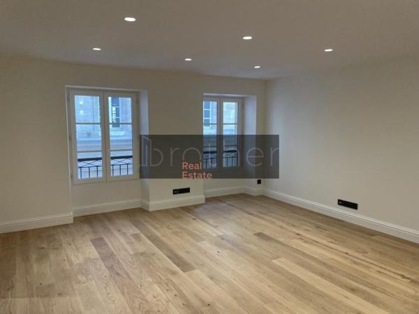 Bureau de 334 m² à louer à Bordeaux Centre