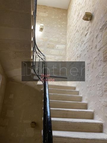 Bureau de 334 m² à louer à Bordeaux Centre