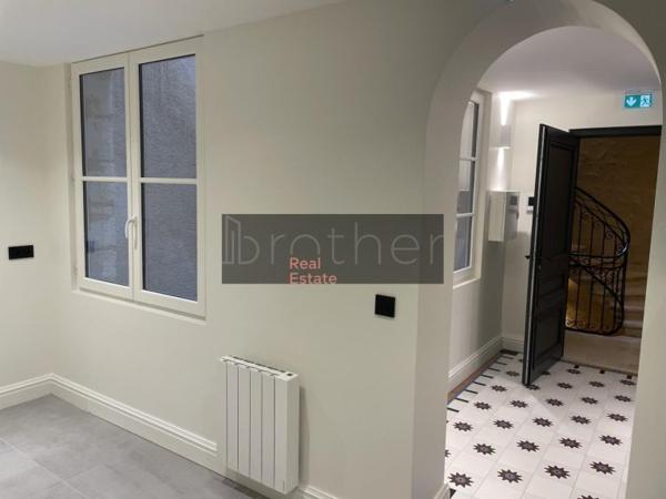 Bureau de 334 m² à louer à Bordeaux Centre