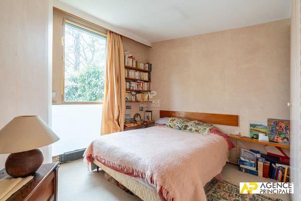 Maison Maisons Laffitte 6 pièce(s) 140.85 + sous sol 750 000 € **  - Référence  4663