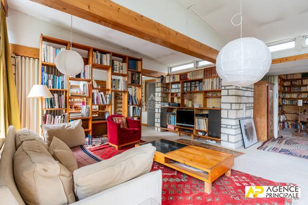 Maison Maisons Laffitte 6 pièce(s) 140.85 + sous sol 750 000 € **  - Référence  4663