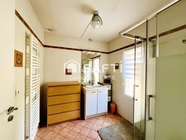 Maison d'architecte très bien situé