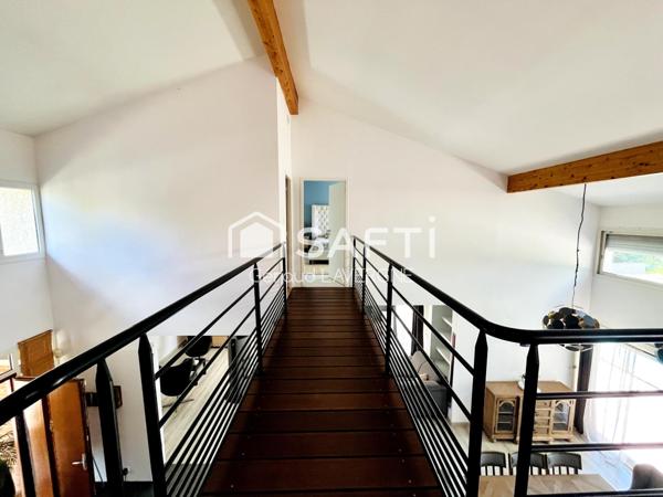 Maison d'architecte très bien situé