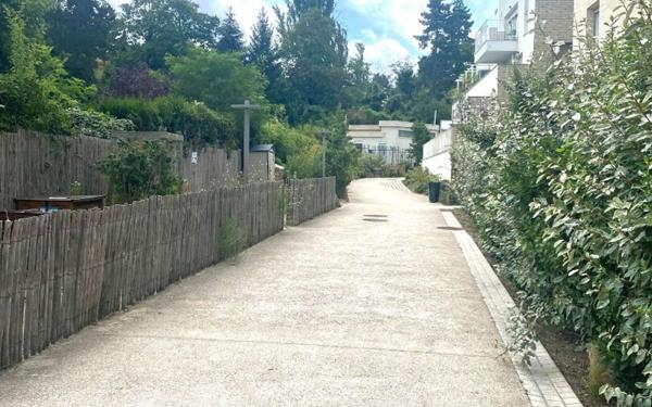 Maison à louer    4 pièces • 79,47 m2 Romainville