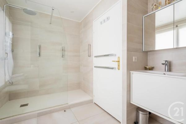 Appartement 3/4 Pièces à vendre  4 pièces - 97,01 m 2   PARIS  - 75012