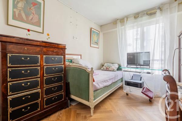 Appartement 3/4 Pièces à vendre  4 pièces - 97,01 m 2   PARIS  - 75012