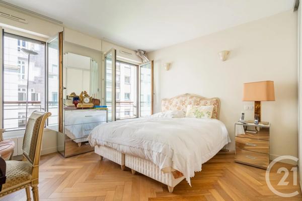 Appartement 3/4 Pièces à vendre  4 pièces - 97,01 m 2   PARIS  - 75012