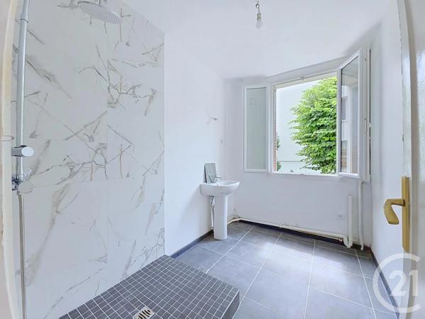 Appartement F4 à vendre  5 pièces - 81,28 m 2   COLOMBES  - 92