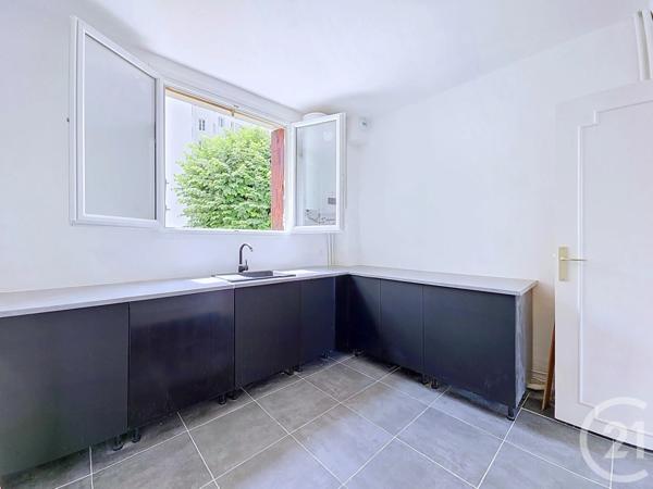 Appartement F4 à vendre  5 pièces - 81,28 m 2   COLOMBES  - 92
