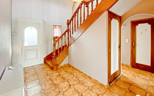 Maison à vendre    6 pièces • 119 m2 Caudan