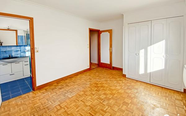 Maison à vendre    6 pièces • 119 m2 Caudan