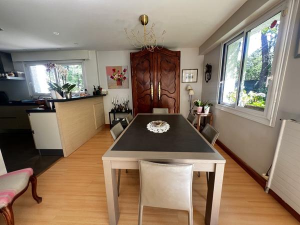 Ploemeur – L’Improbable & Qualitative Maison d’Architecte Plain-Pied (215m²) Sur Parc Arboré de 8000m²