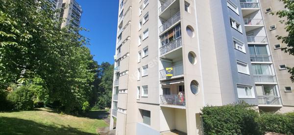 Nantes Collines du Cens : En VENTE, Proche chronobus, appartement T2, belle exposition et beaux volumes, environnement calme.