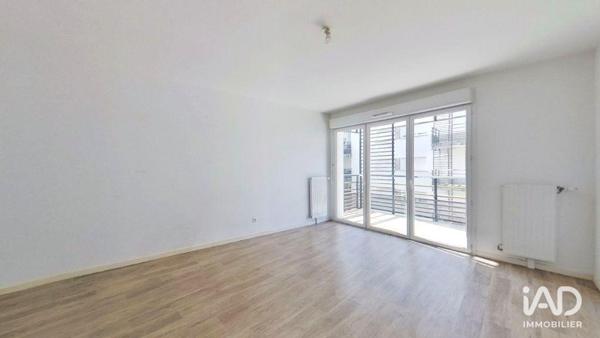 Location appartement 3 pièces 58 m² Arpajon