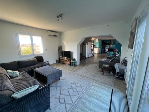 Maison Valence 5 pièce(s) 106 m2, piscine