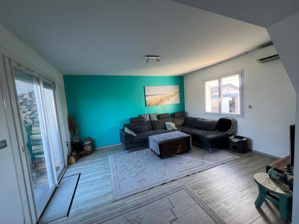 Maison Valence 5 pièce(s) 106 m2, piscine