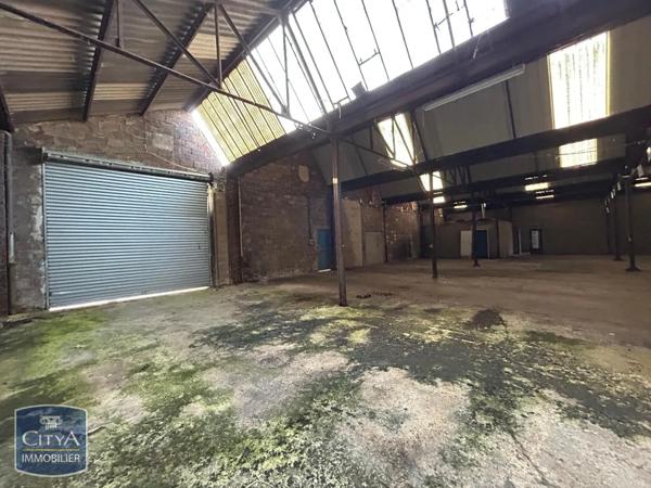 Local professionnel à vendre 1360m²