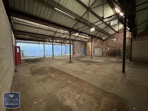 Local professionnel à vendre 1360m²