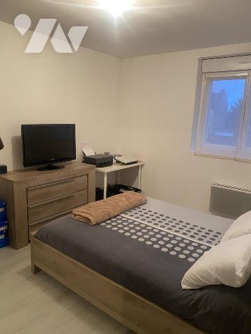 PROCHE CENTRE-VILLE UN APPARTEMENT 4 PIECES PRINCIPALES DE PLAIN-PIED EN PARFAIT ETAT 