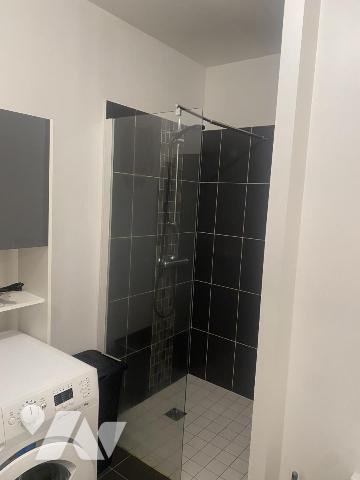 PROCHE CENTRE-VILLE UN APPARTEMENT 4 PIECES PRINCIPALES DE PLAIN-PIED EN PARFAIT ETAT 