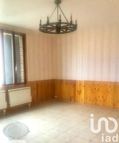 Maison à vendre 5 pièces 115 m² Villers-Faucon