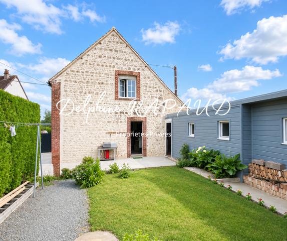 EXCLUSIVITÉ  Maison en pierre 3 chambres avec studio indépendant et grange