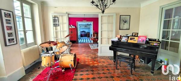 Maison 10 pièces de 422 m² à Épernon (28230)