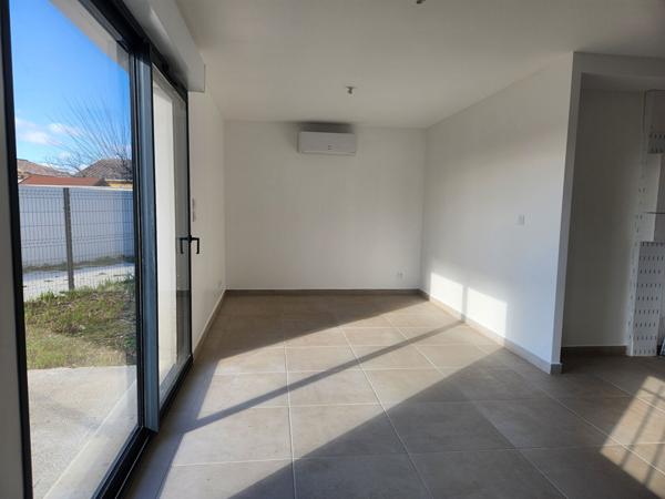 EXCLUSIVITE A MORIERES VEDENE - APPARTEMENT A VENDRE DE 94 M² AVEC TERRASSE JARDIN PARKING SANS CHARGES