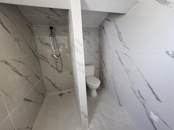 EXCLUSIVITE A MORIERES VEDENE - APPARTEMENT A VENDRE DE 94 M² AVEC TERRASSE JARDIN PARKING SANS CHARGES