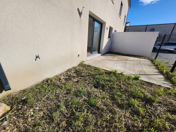 EXCLUSIVITE A MORIERES VEDENE - APPARTEMENT A VENDRE DE 94 M² AVEC TERRASSE JARDIN PARKING SANS CHARGES