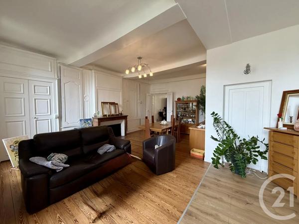 Appartement F3 à vendre  3 pièces - 95,69 m 2   DOLE  - 39