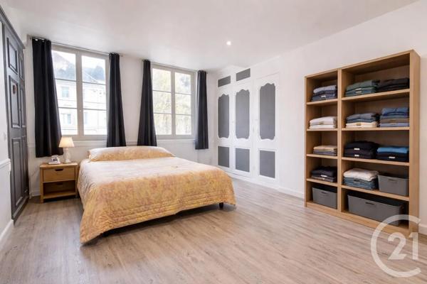 Appartement F3 à vendre  3 pièces - 95,69 m 2   DOLE  - 39