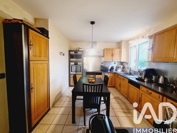 Maison à vendre 6 pièces 126 m² Sainte-Geneviève-des-Bois