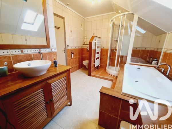 Maison à vendre 6 pièces 126 m² Sainte-Geneviève-des-Bois