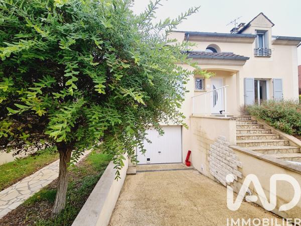 Maison à vendre 6 pièces 126 m² Sainte-Geneviève-des-Bois