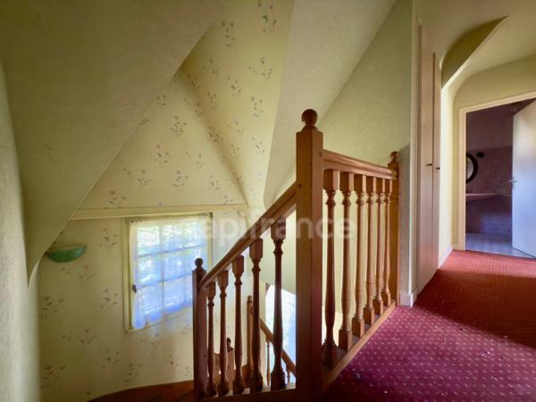 CONCARNEAU - Beuzec Conq - Maison 5 chambres - 1868 m² de terrain - A RENOVER