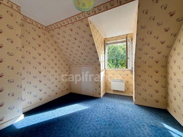 CONCARNEAU - Beuzec Conq - Maison 5 chambres - 1868 m² de terrain - A RENOVER