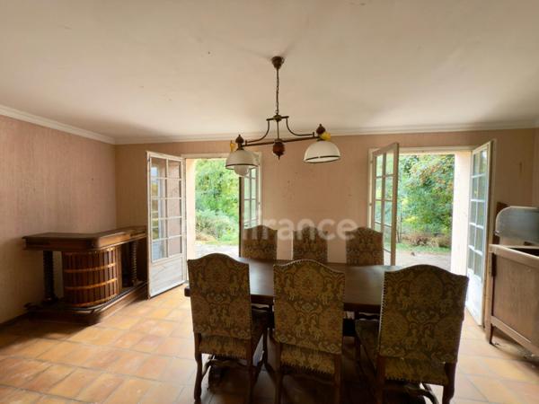 CONCARNEAU - Beuzec Conq - Maison 5 chambres - 1868 m² de terrain - A RENOVER