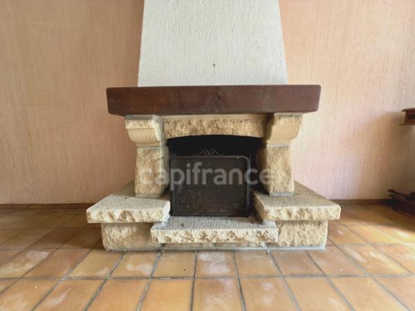 CONCARNEAU - Beuzec Conq - Maison 5 chambres - 1868 m² de terrain - A RENOVER