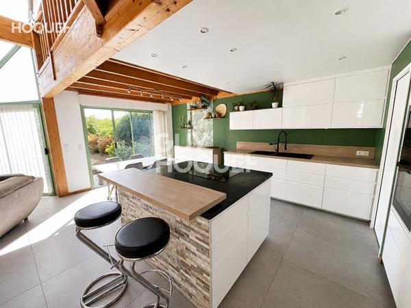 Maison MOUROUX 6 Pièces 150 m²