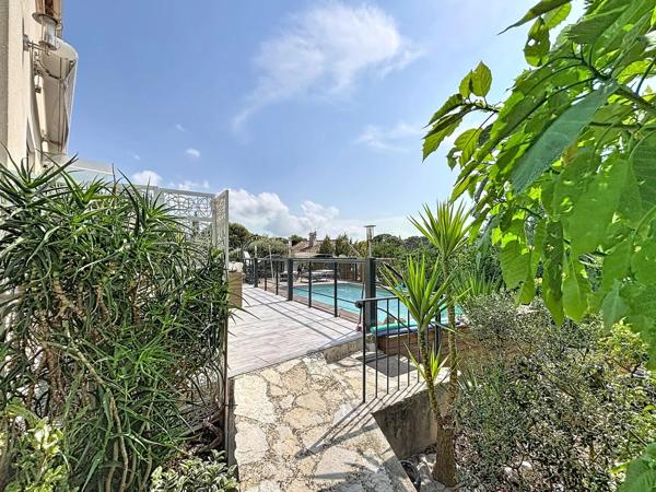 MARSEILLE 13ᵉ – PROPRIÉTÉ DE 167 M² – 4 LOGEMENTS INDÉPENDANTS – PISCINE – 2 GARAGES -DPE A